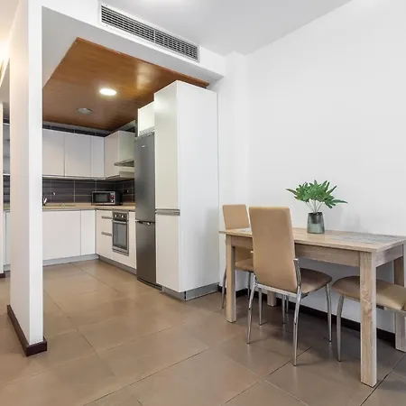 Flatguest Modern Beach - Wifi - Tv