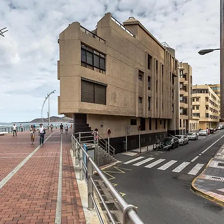 Appartement Flatguest Modern Beach - Wifi - Tv